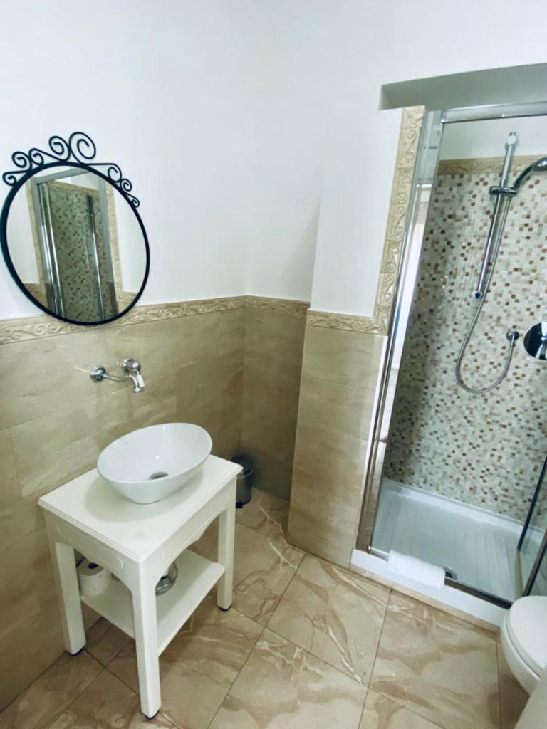 Domus Valadier B&B Guesthouse Fiumicino Exterior foto